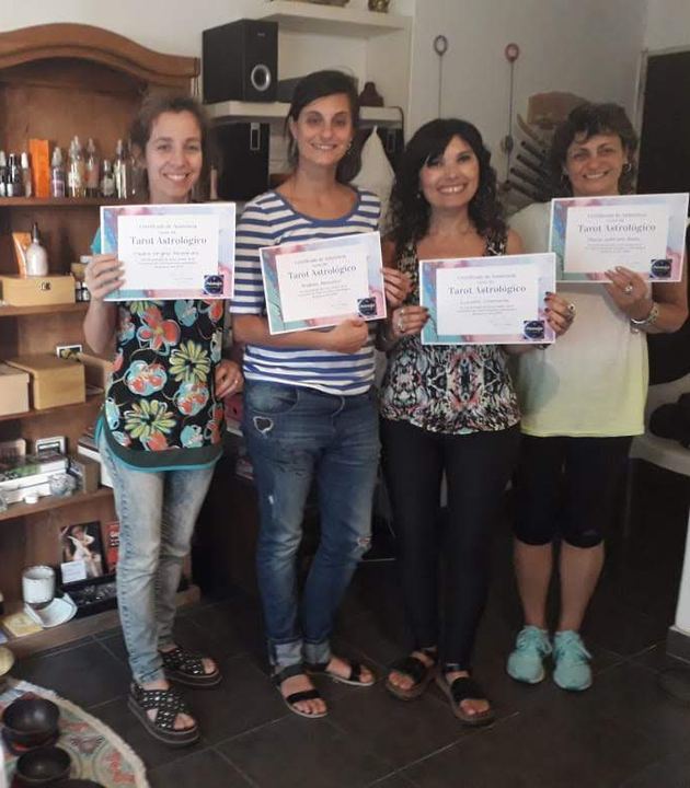 Cuatro alumnas certificadas